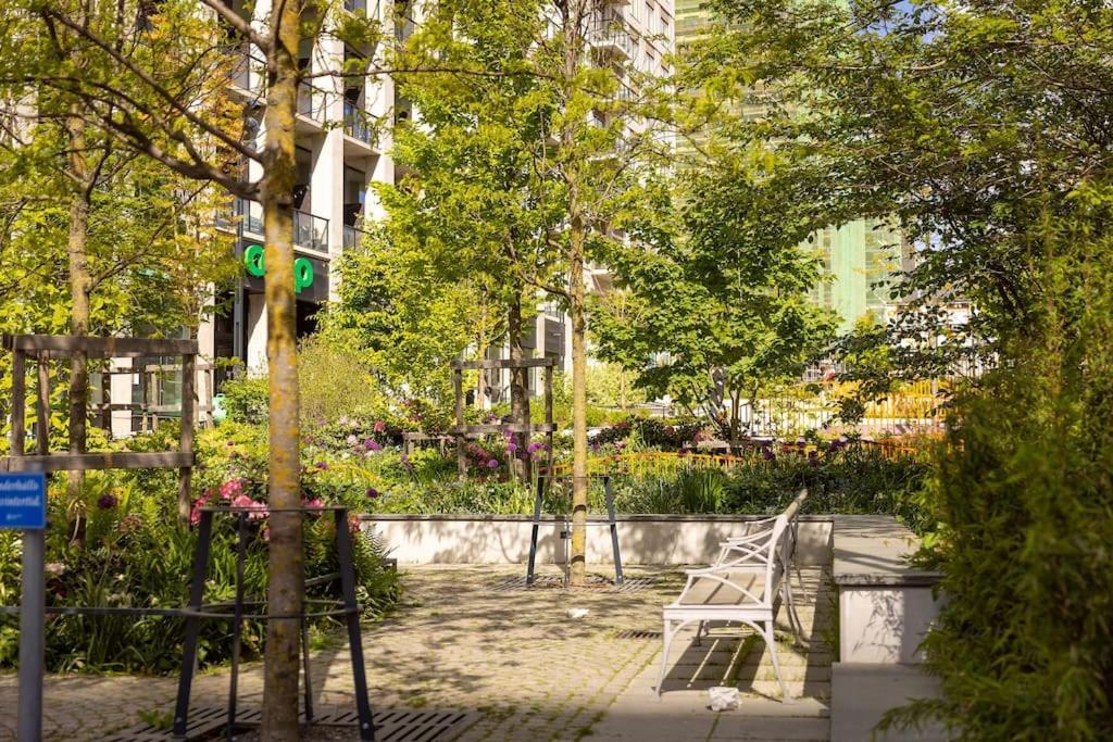 Apartamento Modern Elegance I Hagastaden Estocolmo Exterior foto
